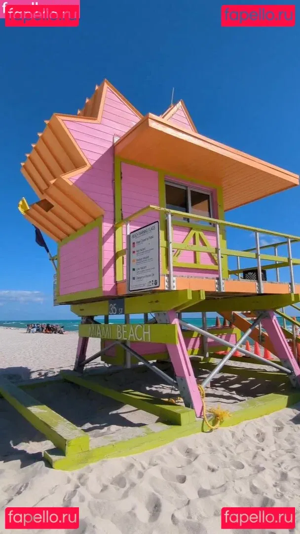 Jane Douglas Onlyfans Photo Gallery 