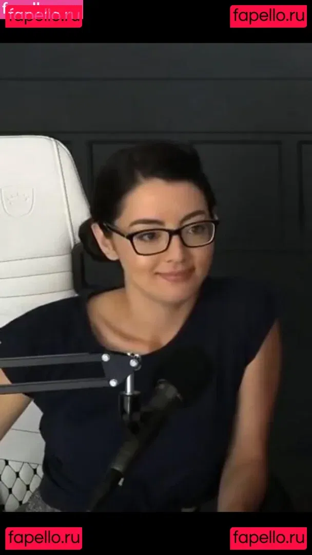 Jane Douglas Onlyfans Photo Gallery 