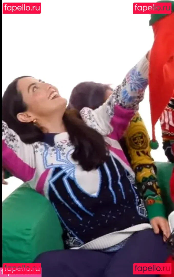 Jane Douglas Onlyfans Photo Gallery 