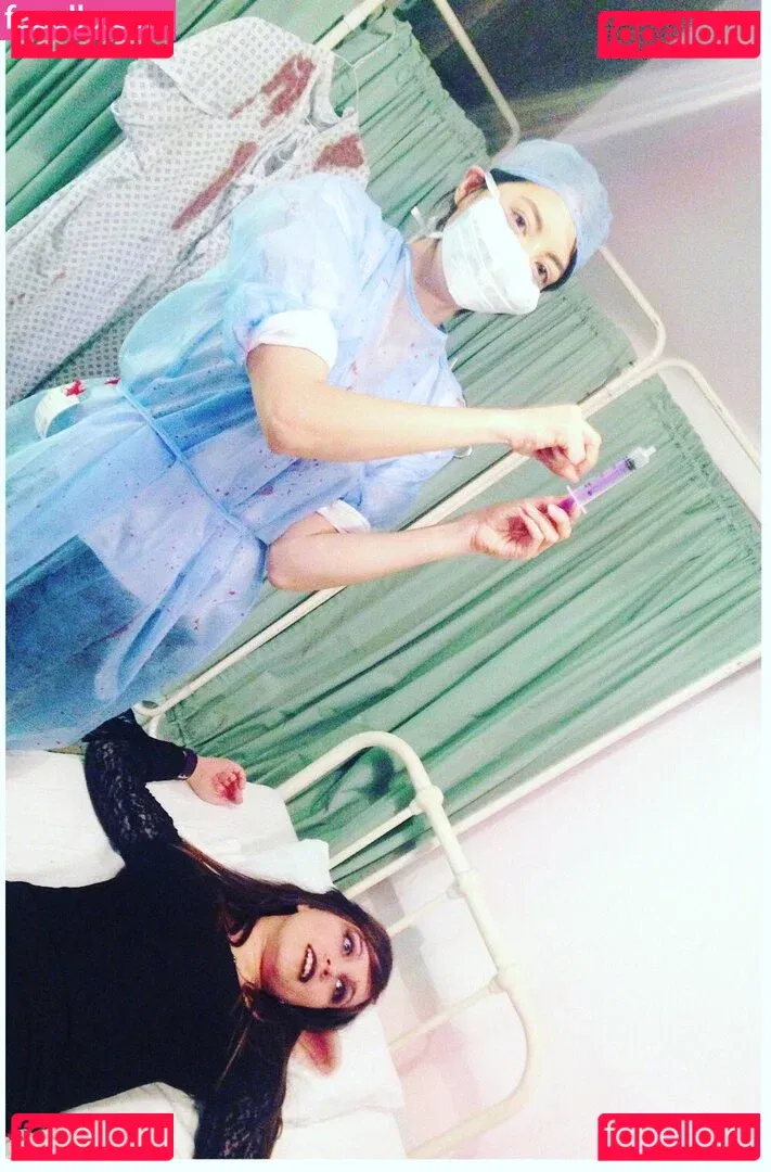 Jane Douglas Onlyfans Photo Gallery 