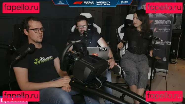 Jane Douglas Onlyfans Photo Gallery 