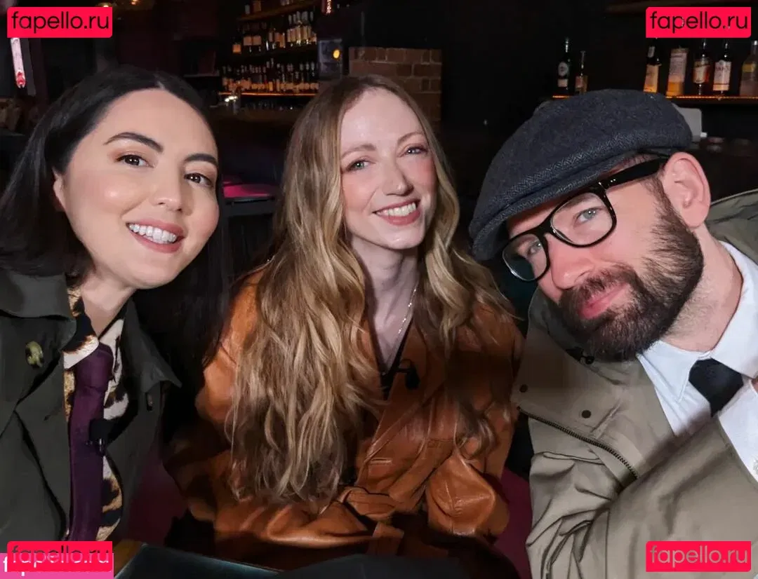 Jane Douglas Onlyfans Photo Gallery 