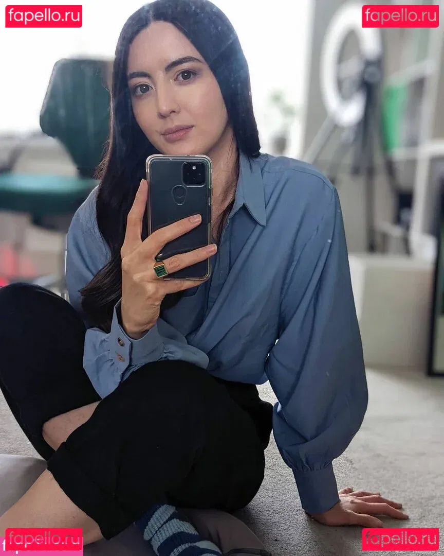 Jane Douglas Onlyfans Photo Gallery 