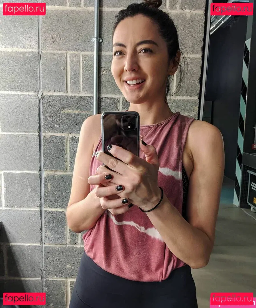 Jane Douglas Onlyfans Photo Gallery 