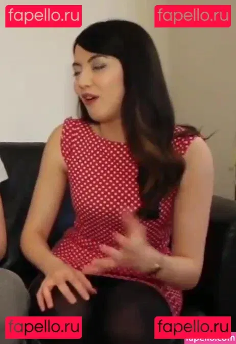 Jane Douglas Onlyfans Photo Gallery 