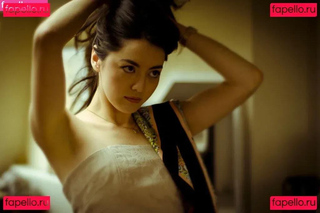 Jane Douglas Onlyfans Photo Gallery 