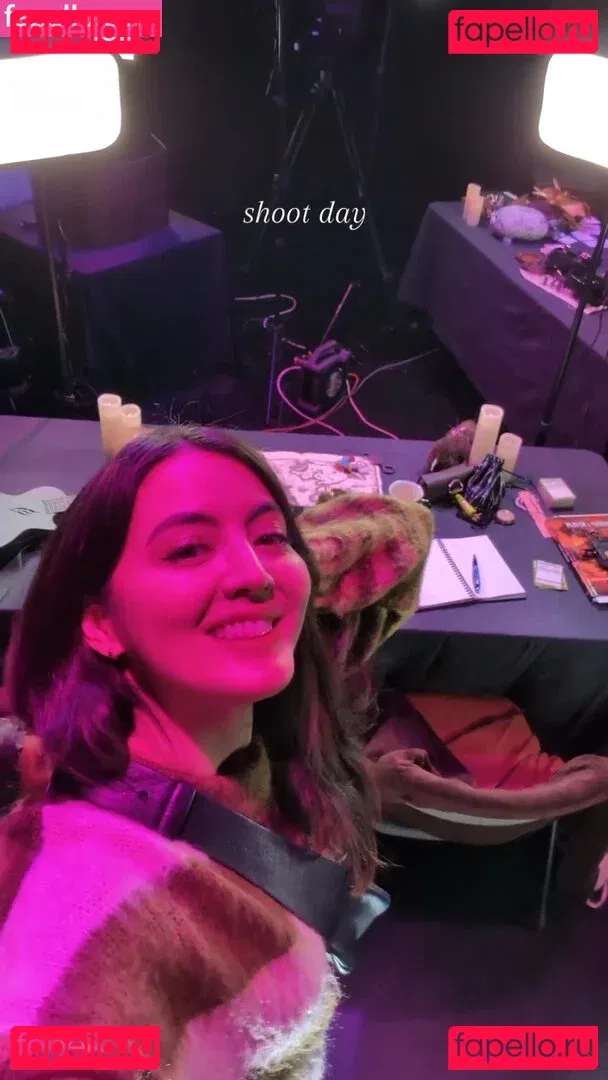 Jane Douglas Onlyfans Photo Gallery 