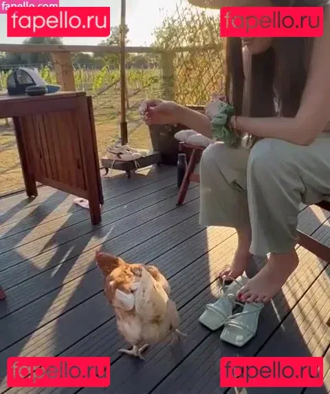 Jane Douglas Onlyfans Photo Gallery 