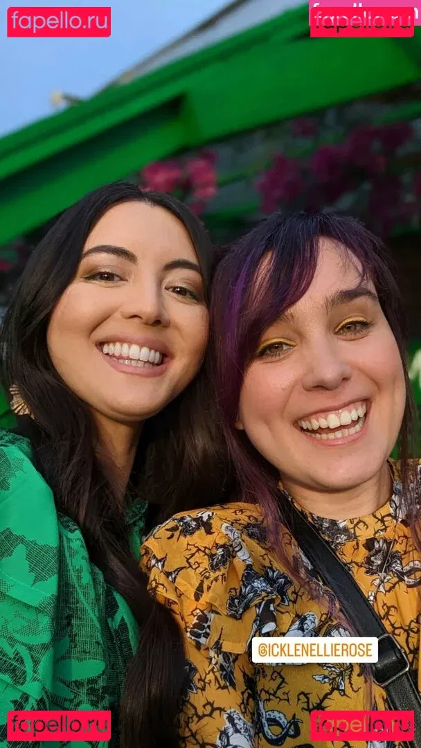 Jane Douglas Onlyfans Photo Gallery 