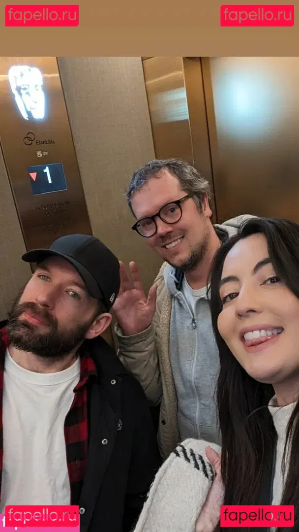 Jane Douglas Onlyfans Photo Gallery 