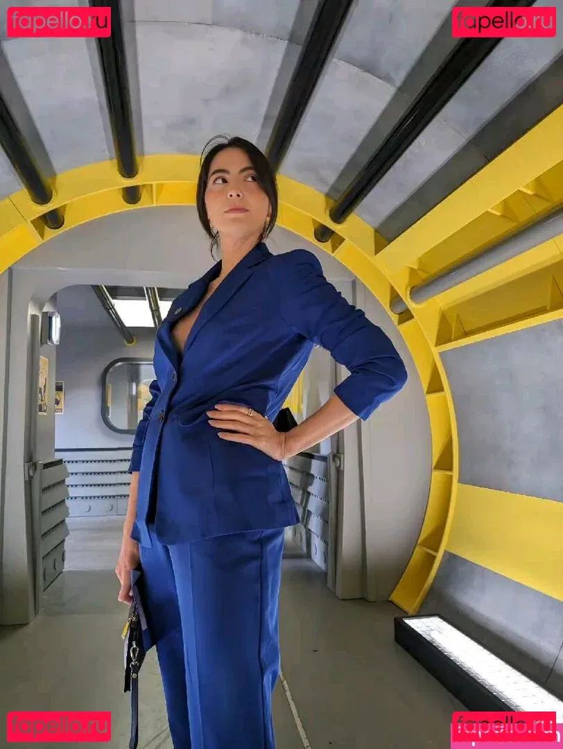 Jane Douglas Onlyfans Photo Gallery 