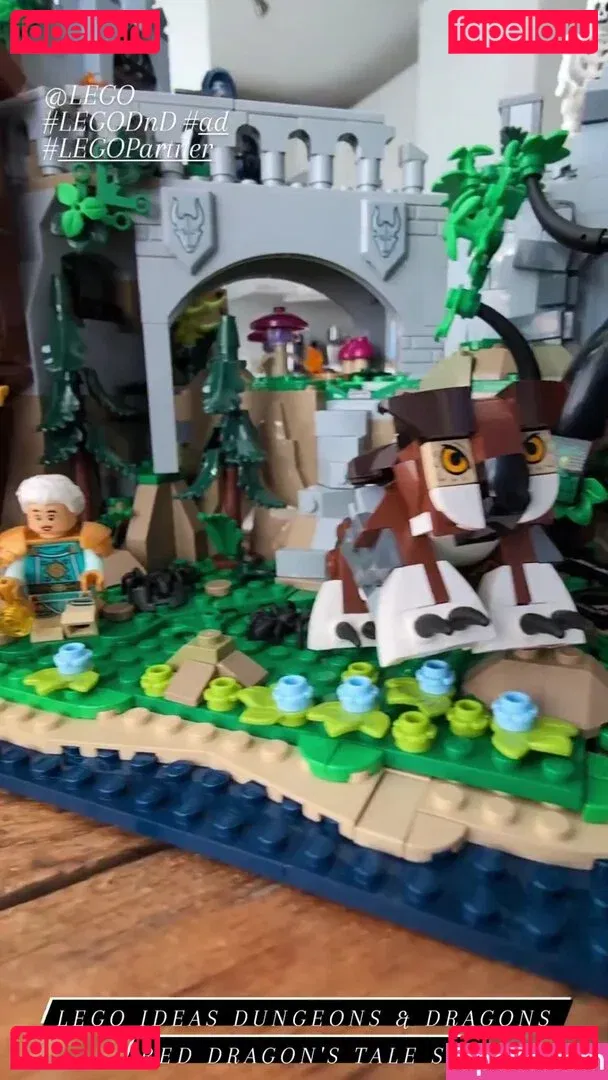 Jane Douglas Onlyfans Photo Gallery 