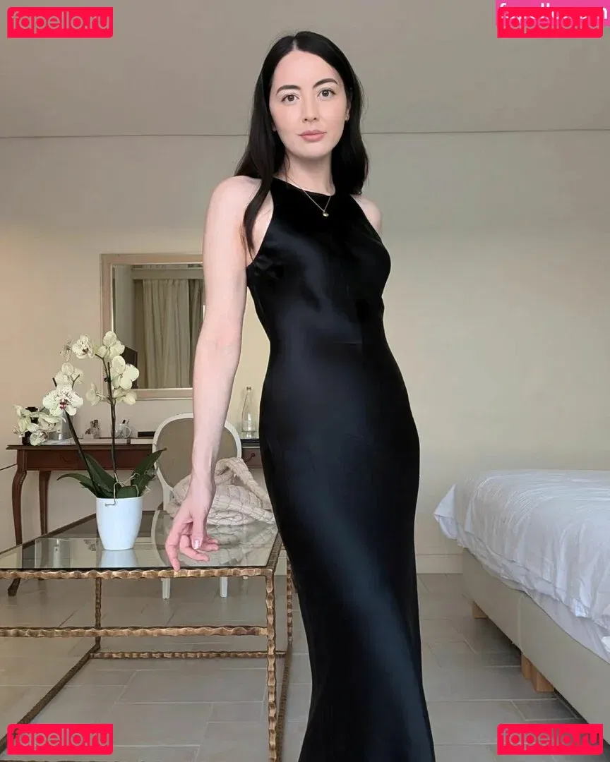 Jane Douglas Onlyfans Photo Gallery 