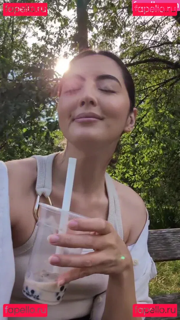 Jane Douglas Onlyfans Photo Gallery 