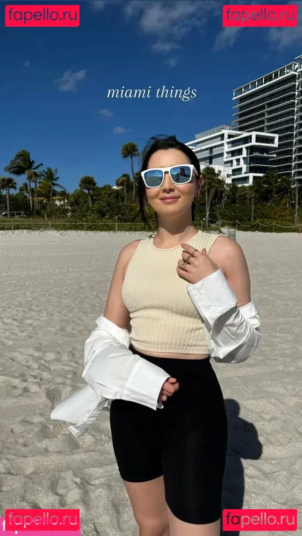 Jane Douglas Onlyfans Photo Gallery 