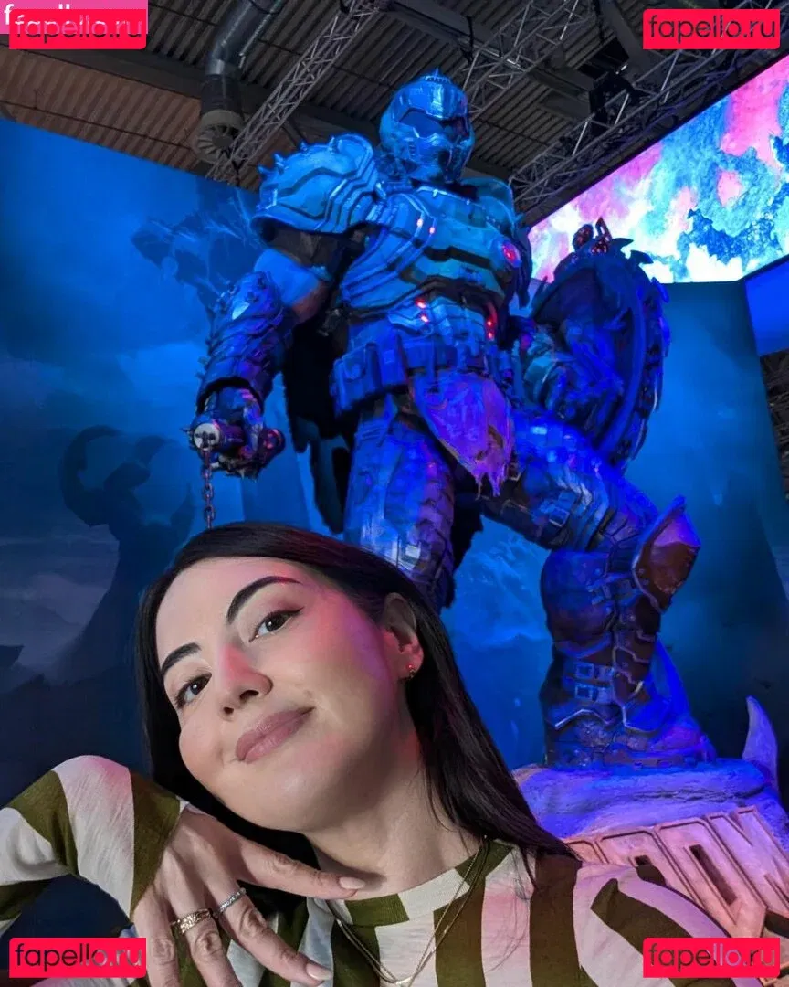 Jane Douglas Onlyfans Photo Gallery 