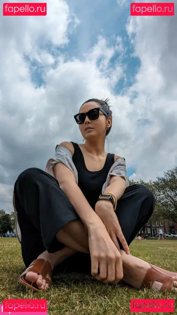 Jane Douglas Onlyfans Photo Gallery 