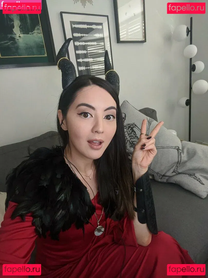 Jane Douglas Onlyfans Photo Gallery 