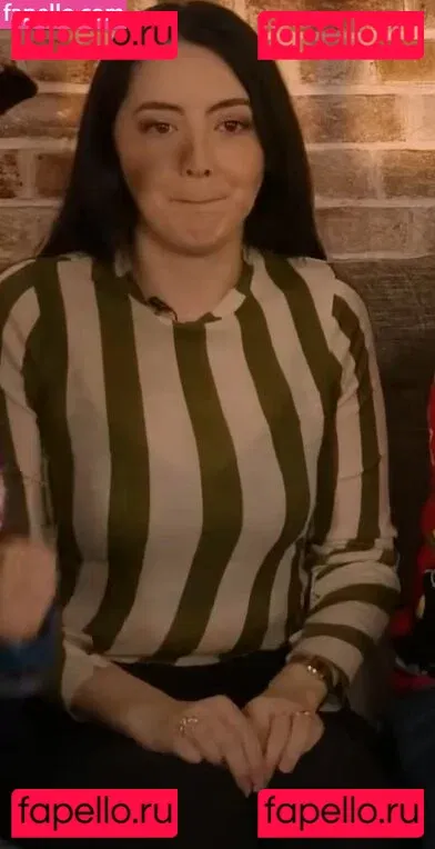 Jane Douglas Onlyfans Photo Gallery 