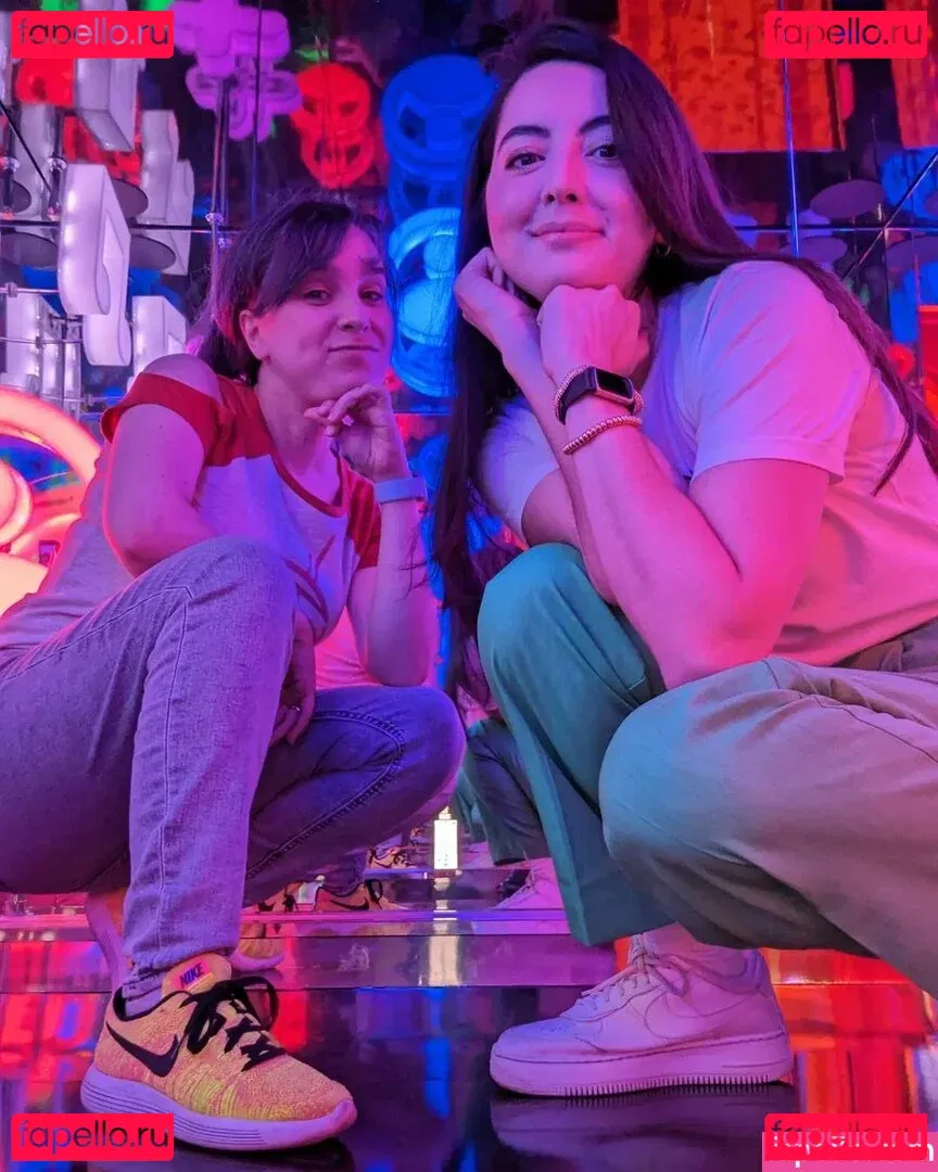 Jane Douglas Onlyfans Photo Gallery 