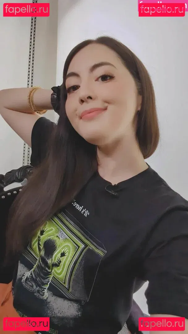 Jane Douglas Onlyfans Photo Gallery 