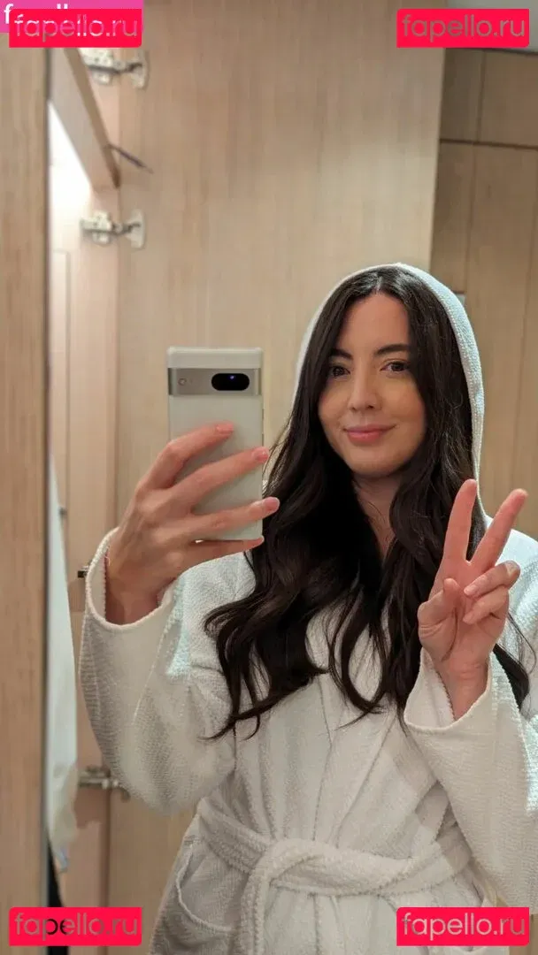 Jane Douglas Onlyfans Photo Gallery 