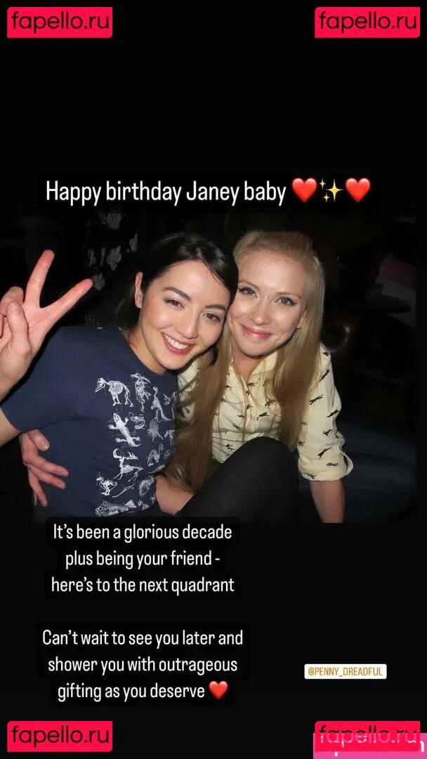 Jane Douglas Onlyfans Photo Gallery 