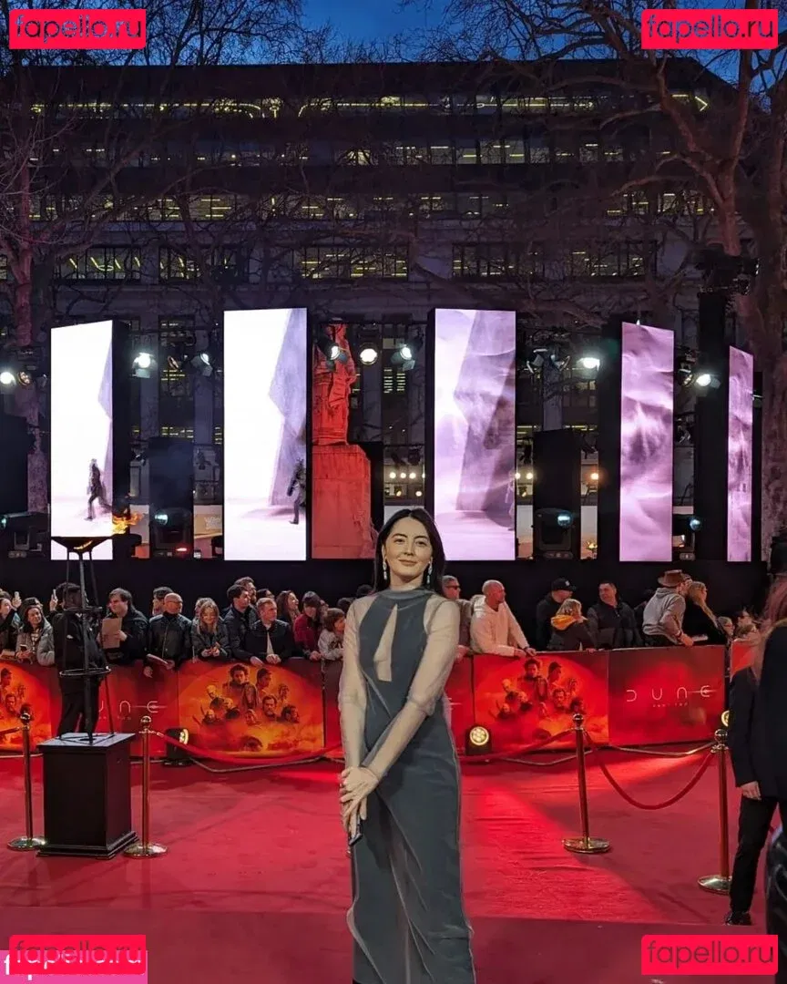 Jane Douglas Onlyfans Photo Gallery 