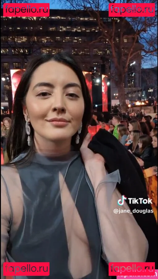 Jane Douglas Onlyfans Photo Gallery 