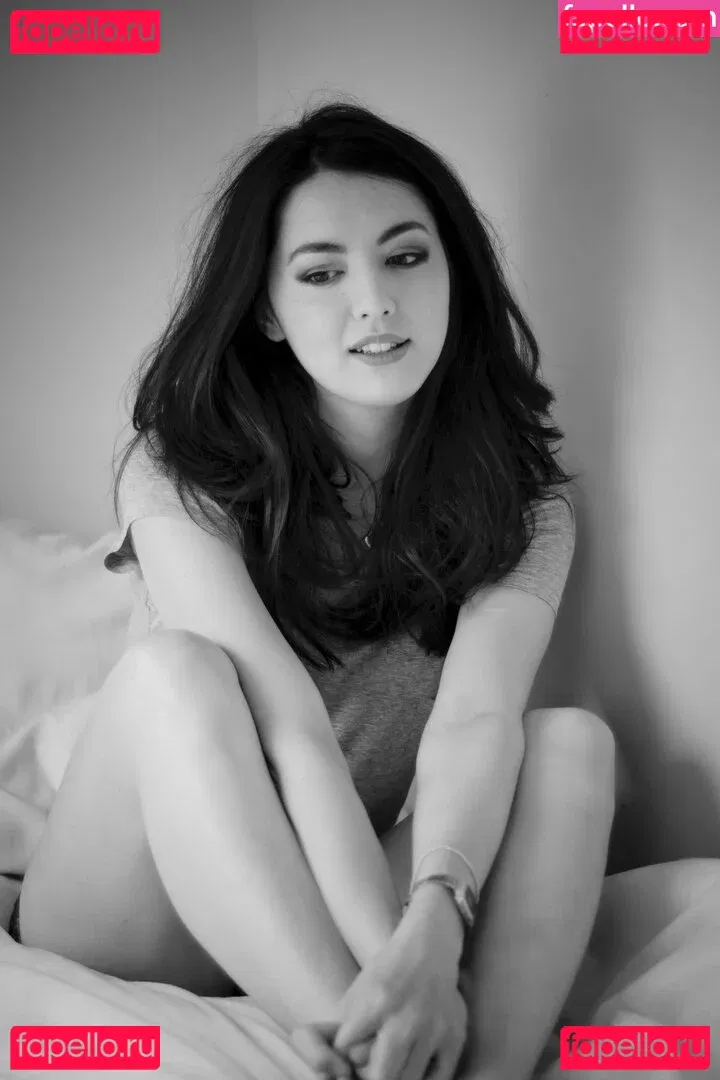 Jane Douglas Onlyfans Photo Gallery 