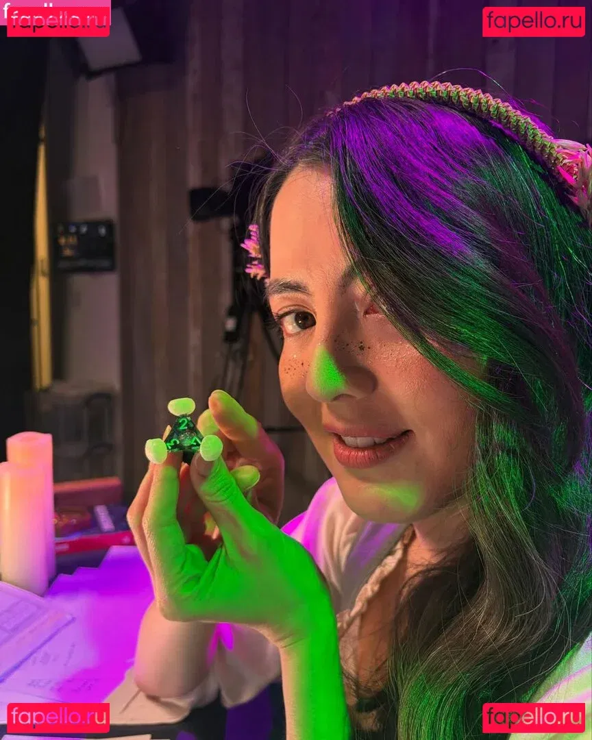 Jane Douglas Onlyfans Photo Gallery 