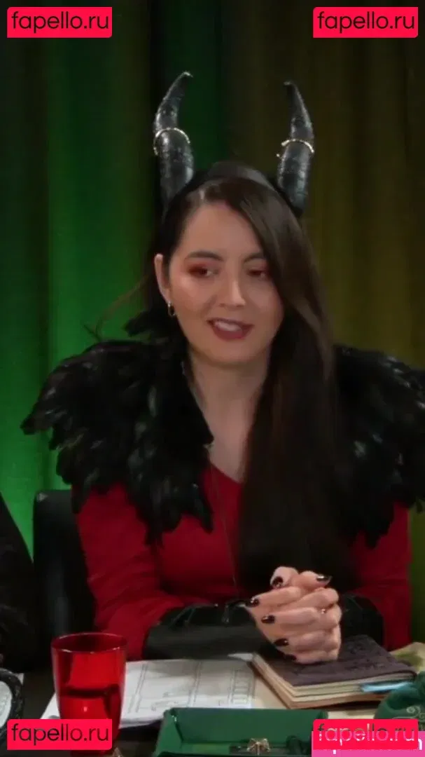 Jane Douglas Onlyfans Photo Gallery 