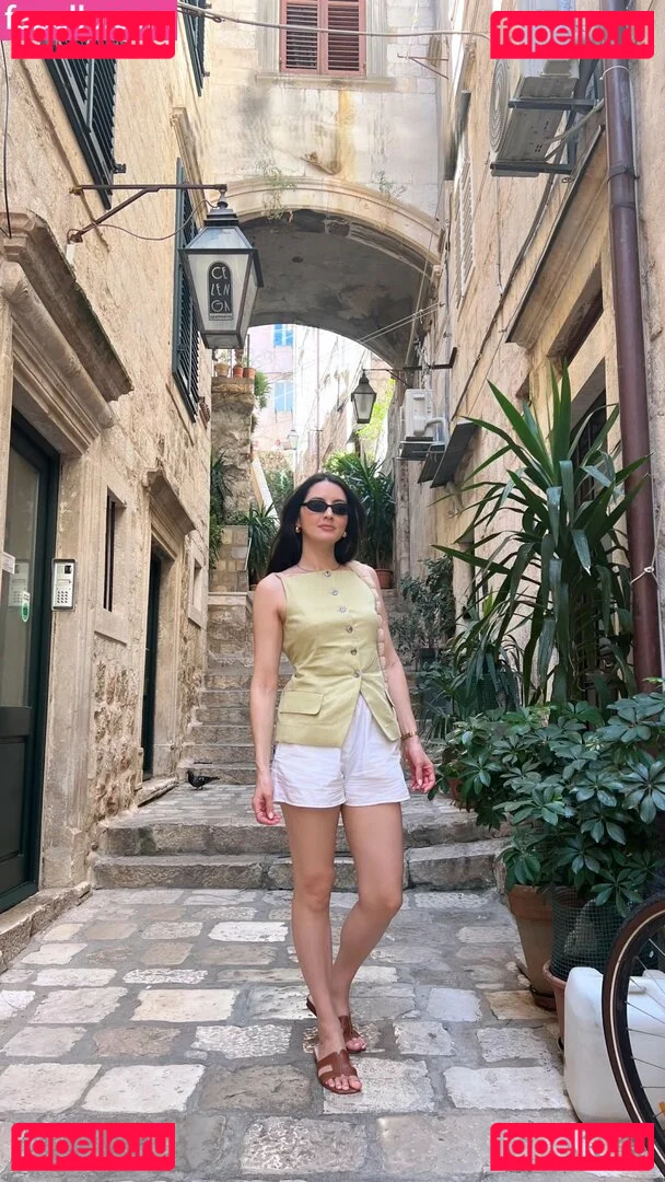 Jane Douglas Onlyfans Photo Gallery 