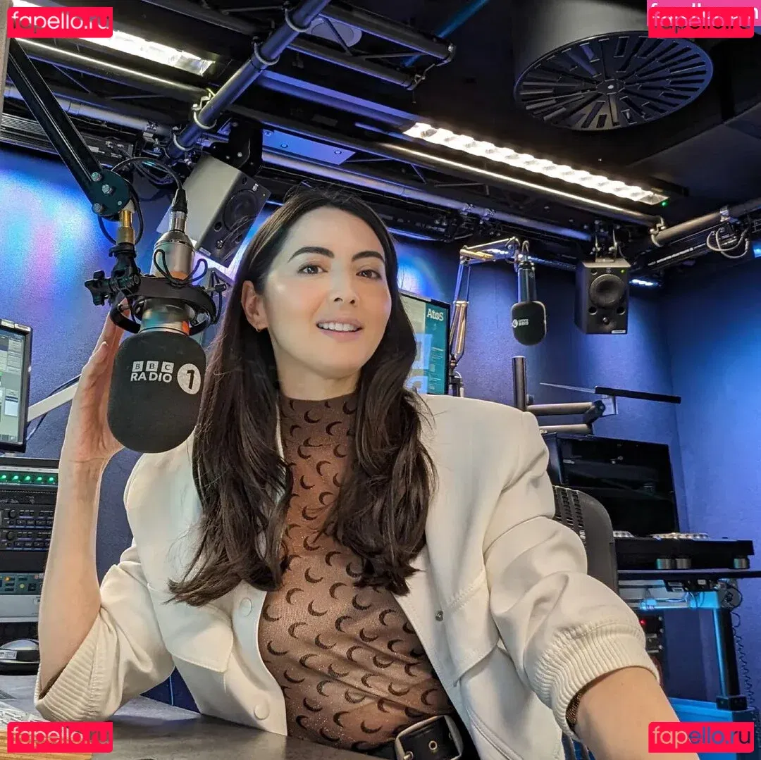 Jane Douglas Onlyfans Photo Gallery 