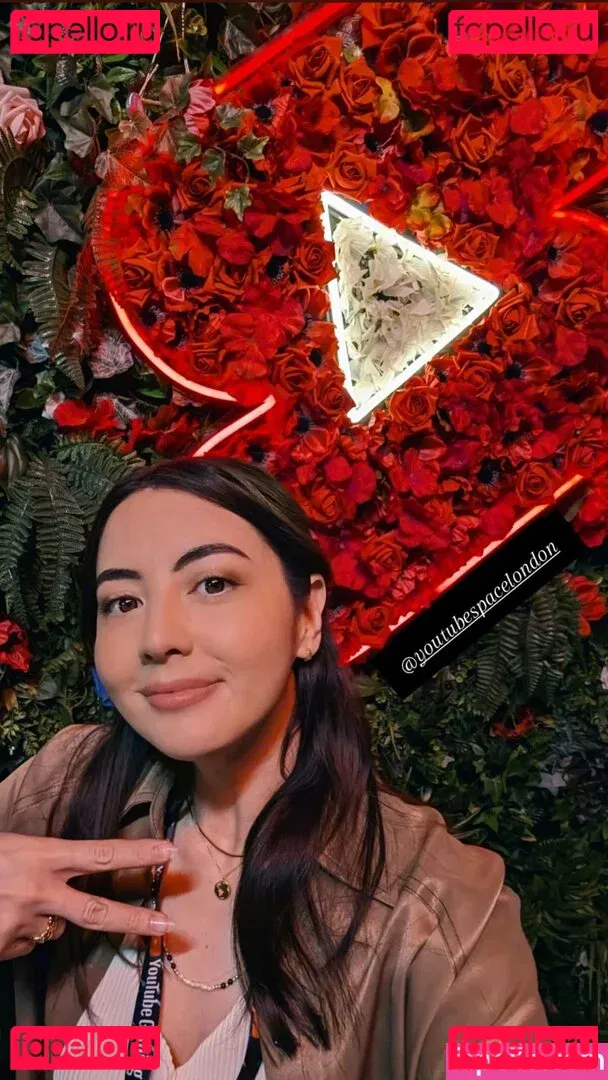 Jane Douglas Onlyfans Photo Gallery 