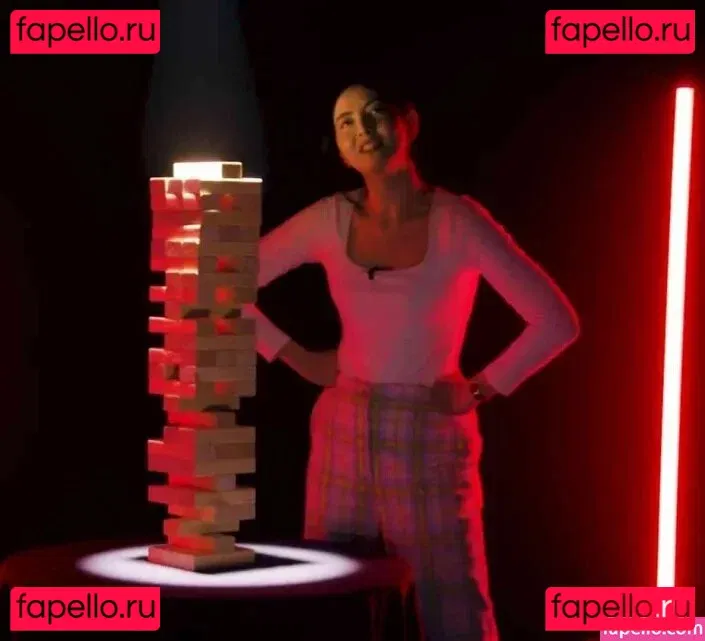 Jane Douglas Onlyfans Photo Gallery 