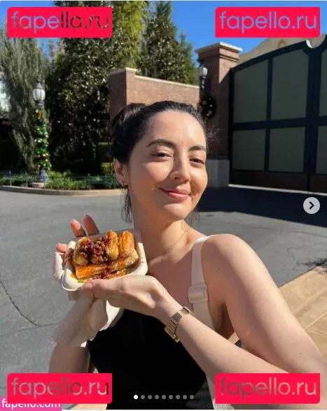 Jane Douglas Onlyfans Photo Gallery 