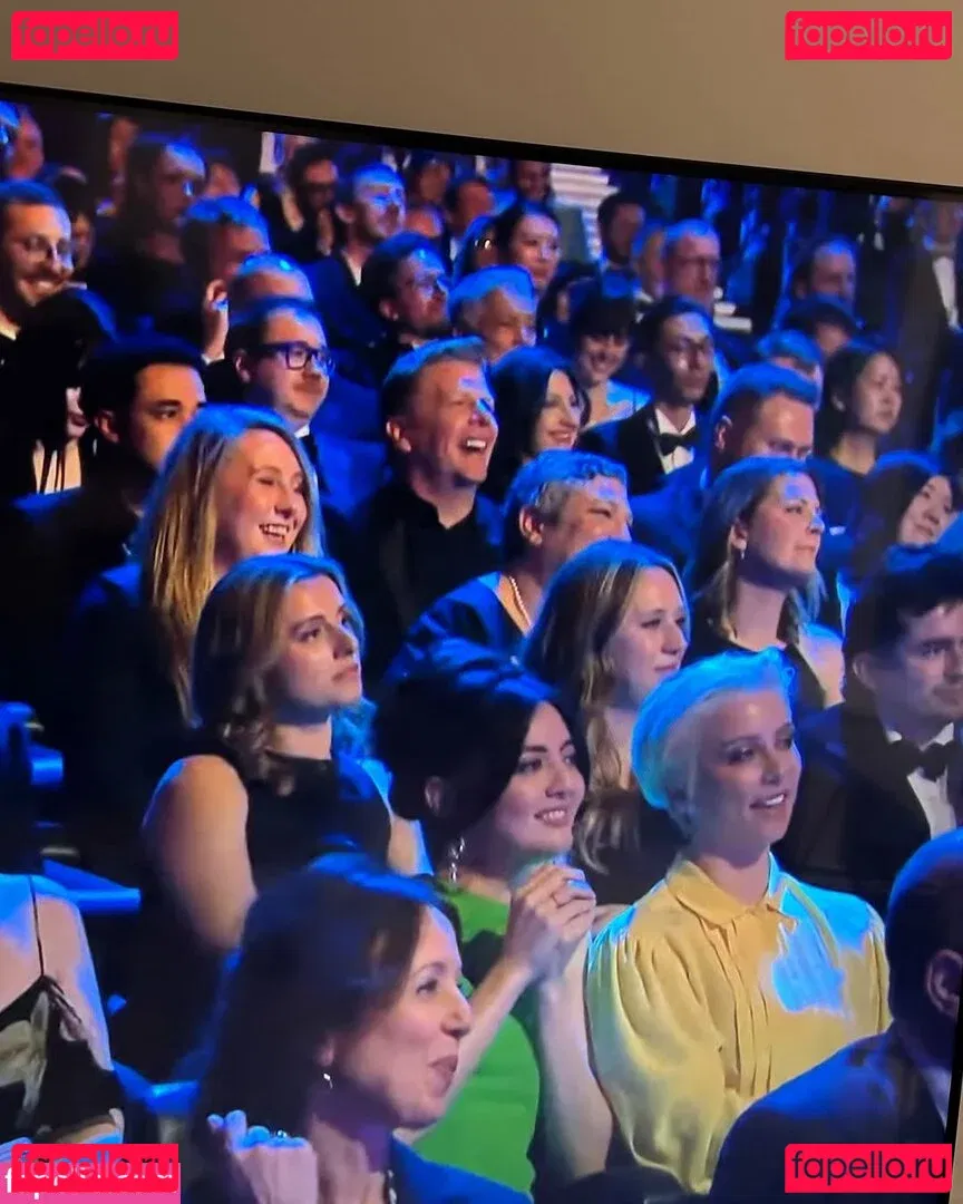 Jane Douglas Onlyfans Photo Gallery 