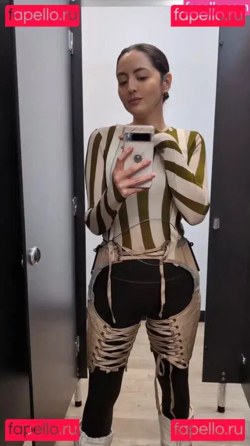 Jane Douglas Onlyfans Photo Gallery 