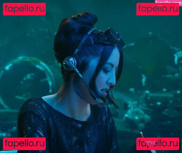 Jane Douglas Onlyfans Photo Gallery 