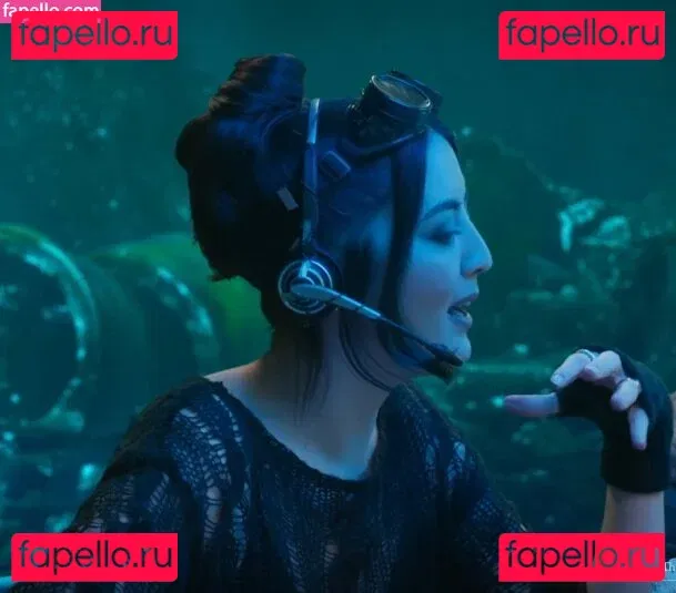 Jane Douglas Onlyfans Photo Gallery 