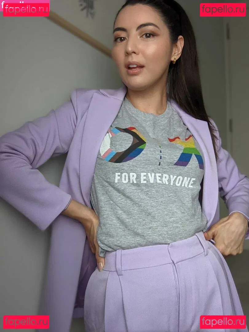 Jane Douglas Onlyfans Photo Gallery 