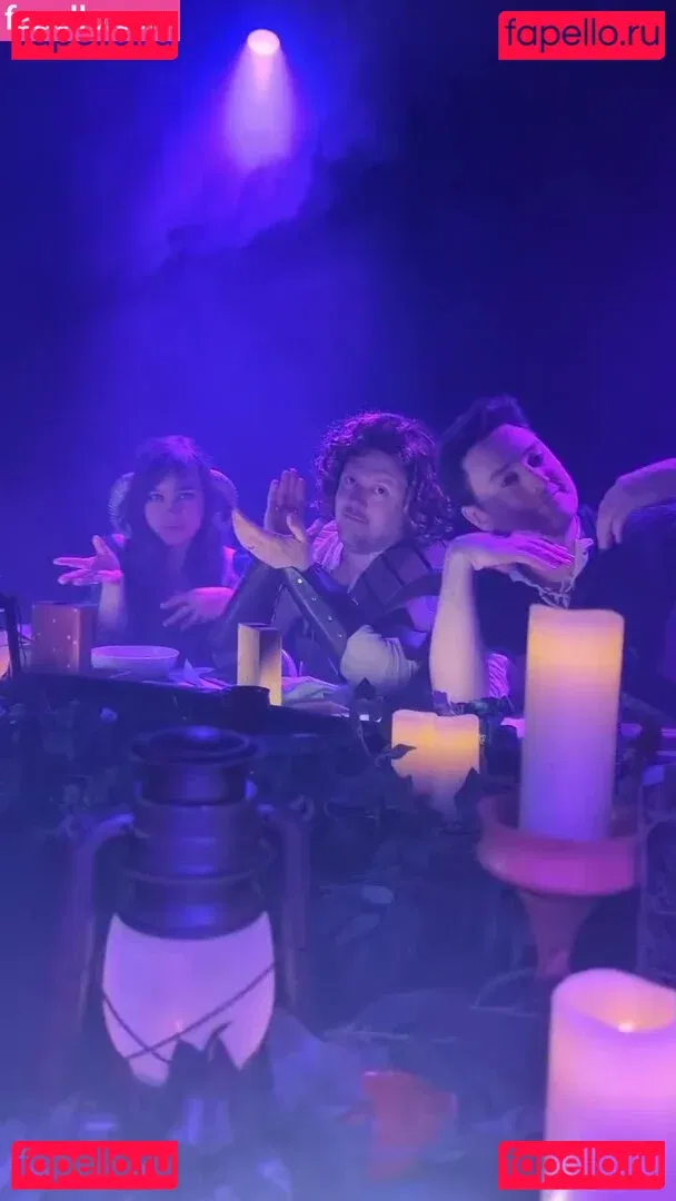 Jane Douglas Onlyfans Photo Gallery 