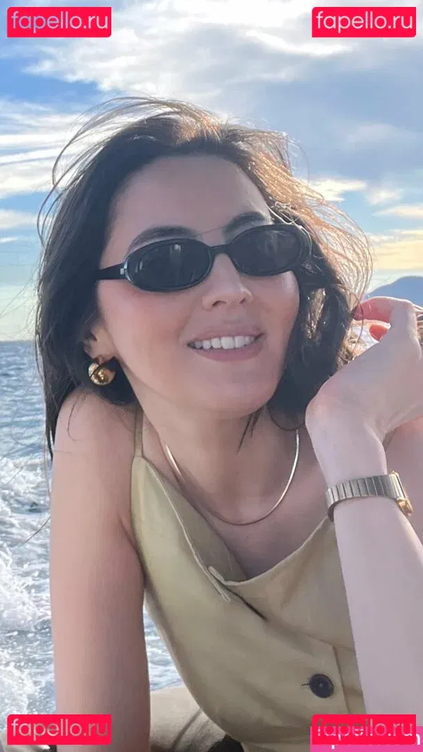 Jane Douglas Onlyfans Photo Gallery 