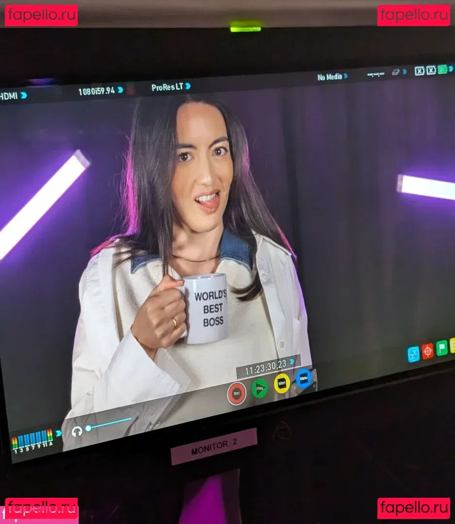 Jane Douglas Onlyfans Photo Gallery 