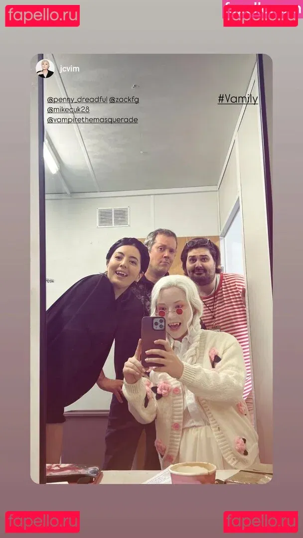 Jane Douglas Onlyfans Photo Gallery 