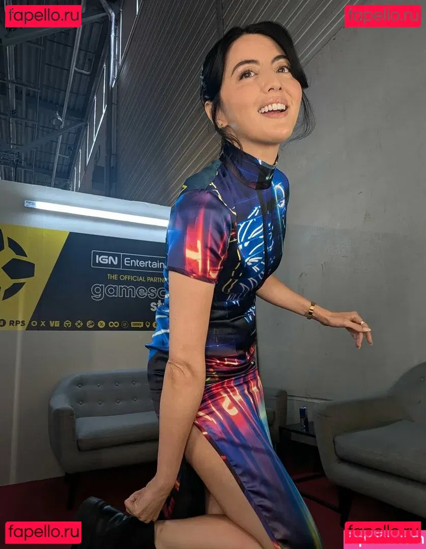 Jane Douglas Onlyfans Photo Gallery 