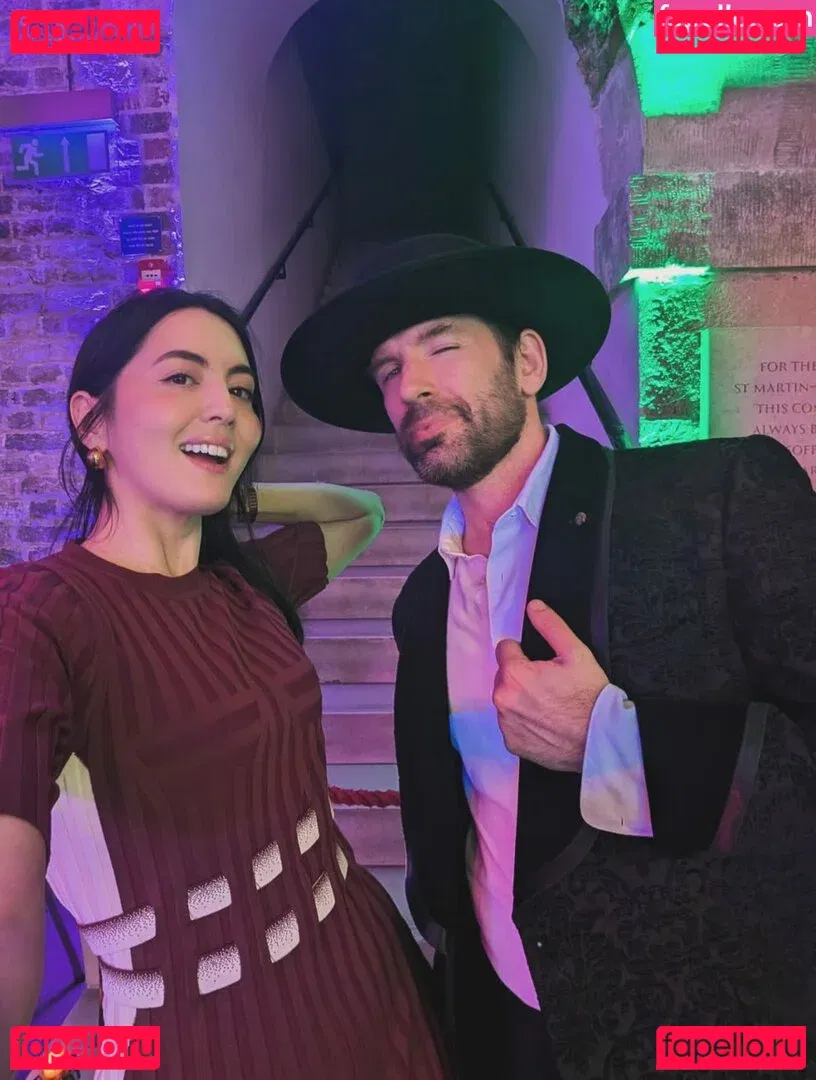 Jane Douglas Onlyfans Photo Gallery 