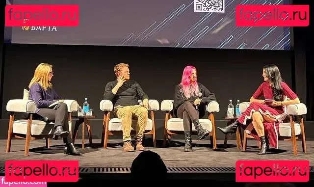 Jane Douglas Onlyfans Photo Gallery 