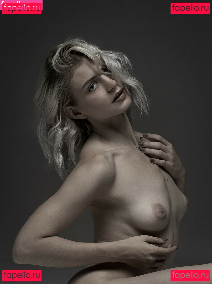 Georgia Brown Nude Onlyfans Photo 38